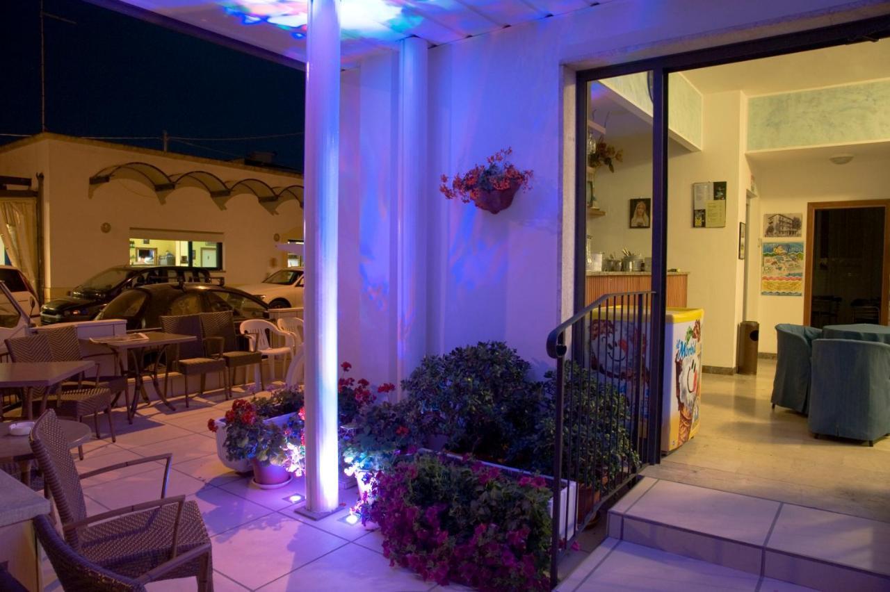 Hotel Maris Stella Riccione Exterior photo